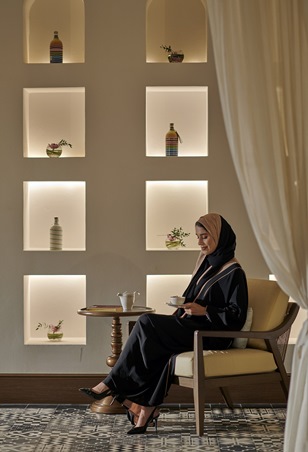 يوم لا يُنسى من المرح والاسترخاء بانتظار السيدات فقط في قطر!